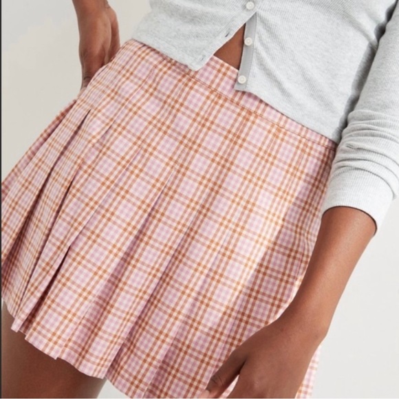 Aerie Class Act Pleated Skirt - Picture 12 of 12